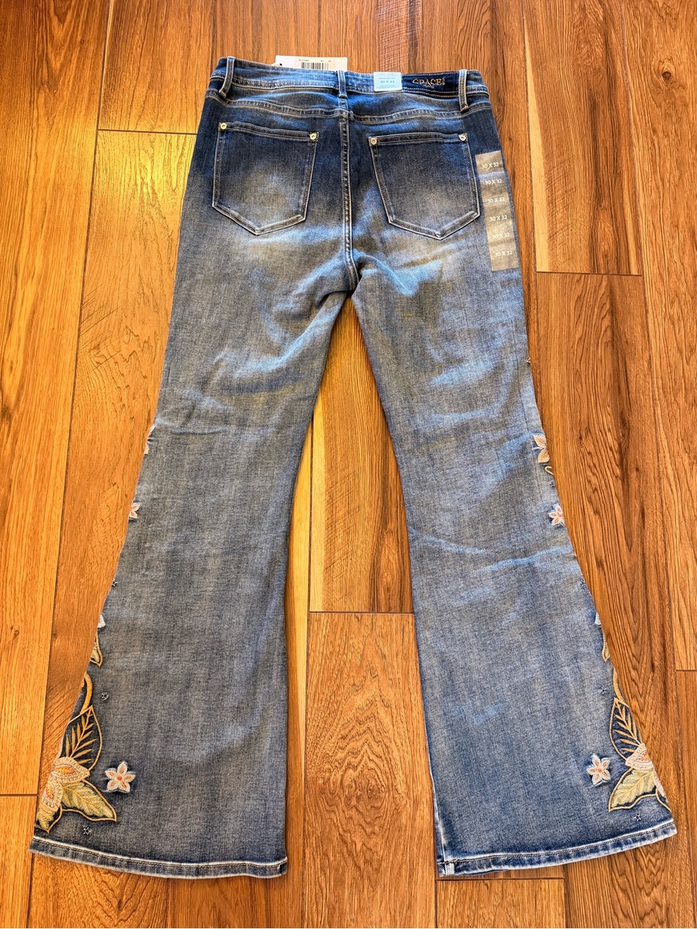 Gracia Blue Flare Jeans with Multicolor Floral Embroidery - Picture 3 of 7